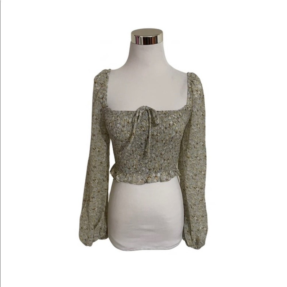 NWT Lush Floral Print Crop Top